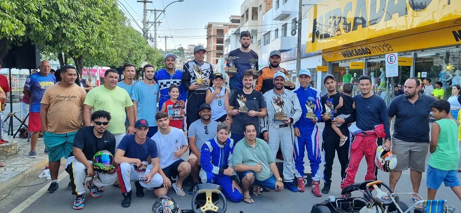 Uadan Moreira e Valtinho são os campeões municipais de kart