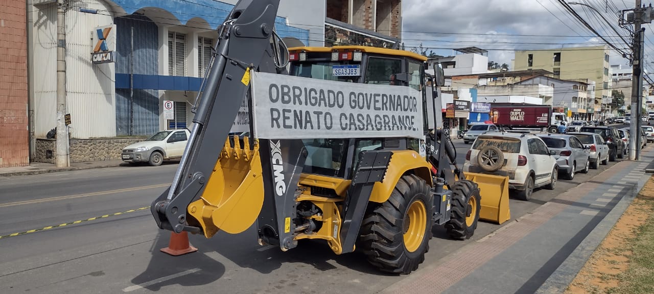 SEMTE entrega mais um bueiro, desta vez, em Cachoeirinha do Itaúnas