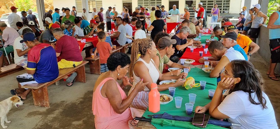 Programas de segurança alimentar do  município já serviram 390.045 refeições até o final de 2023