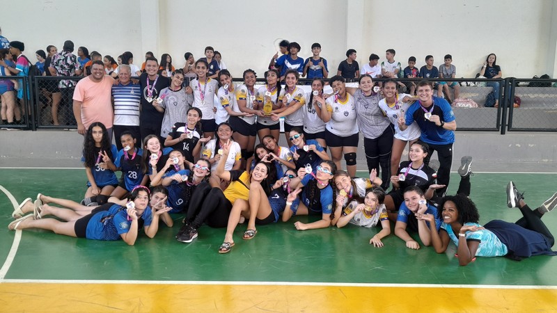 Imagem da notícia: Handbol de Barra de São Francisco vence em duas categorias do Regional II dos Jogos Escolares