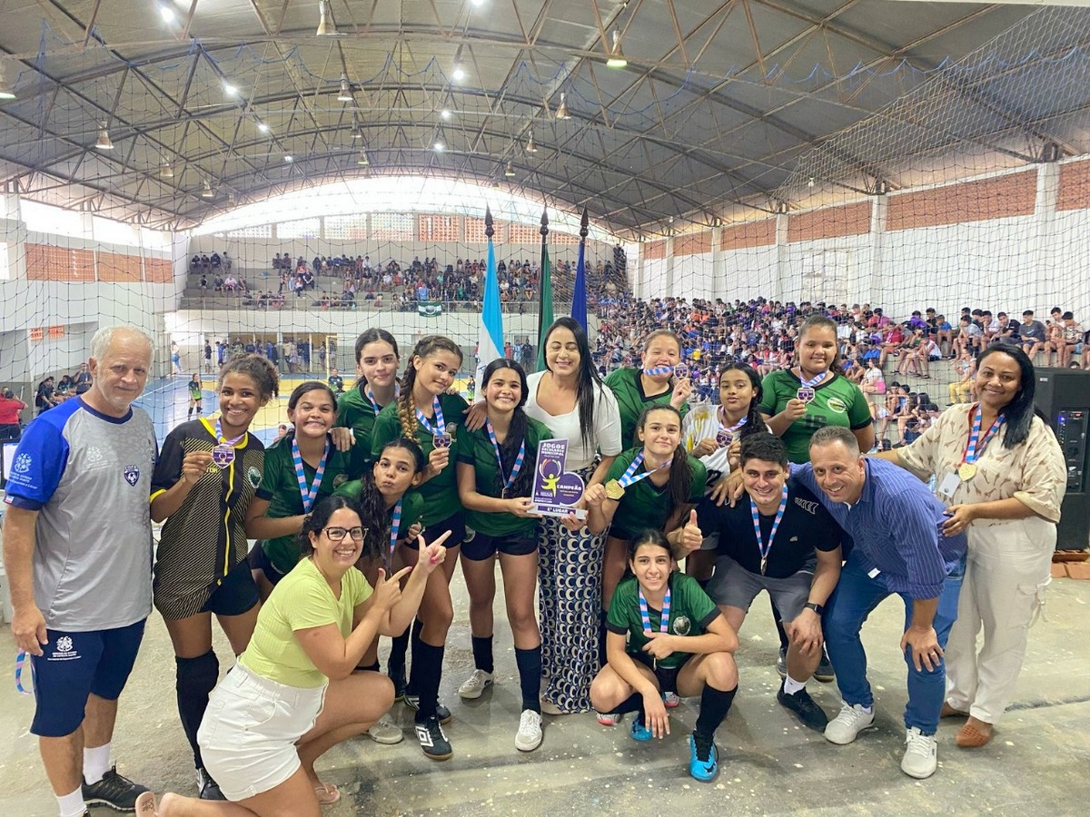 Imagem da notícia: Fase Municipal dos Jogos Escolares comemorada com euforia pelas equipes campeãs