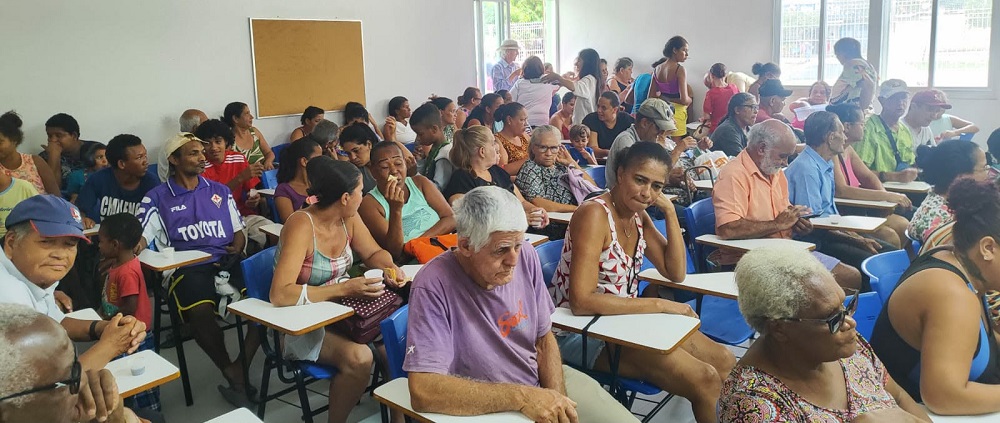 Imagem da notícia: Prefeitura realiza terceira entrega de 2026 do projeto Cesta Verde e beneficia 143 famílias em Barra de São Francisco