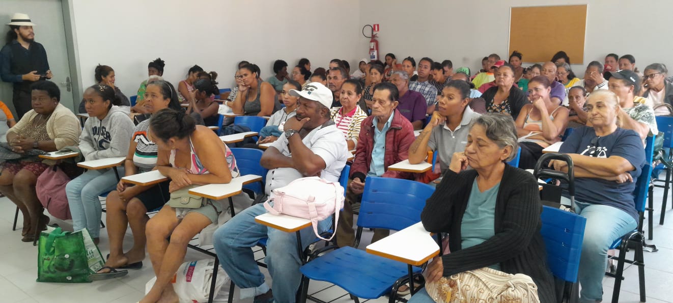 Imagem da notícia: Prefeitura realiza quarta entrega de 2026 do projeto Cesta Verde e beneficia 140 famílias em Barra de São Francisco
