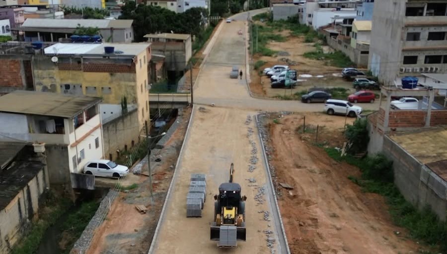 Imagem da notícia: Pavimentação da Avenida Ery Silva Fortes tem previsão de entrega para a primeira quinzena de novembro