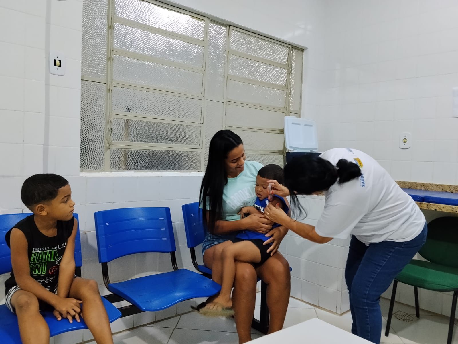 Imagem da notícia: Prefeitura realiza Dia D de Vacinação contra a Influenza em Barra de São Francisco