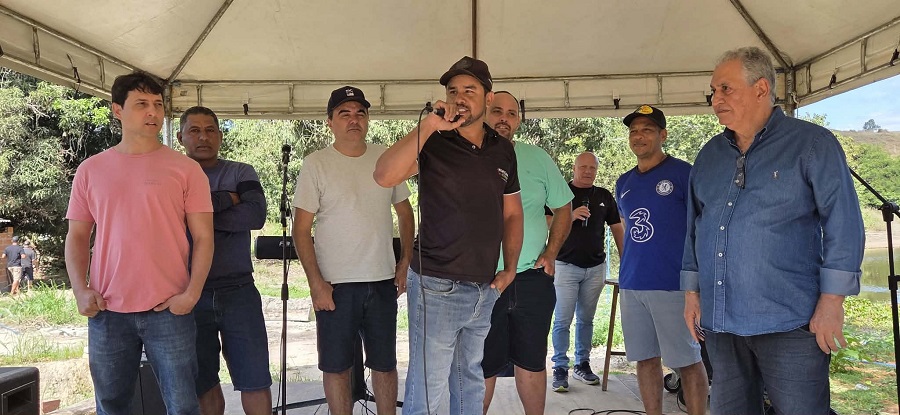 Imagem da notícia: Prefeitura entrega pavimentação com bloquetes no povoado do Cascudo, no distrito de Paulista