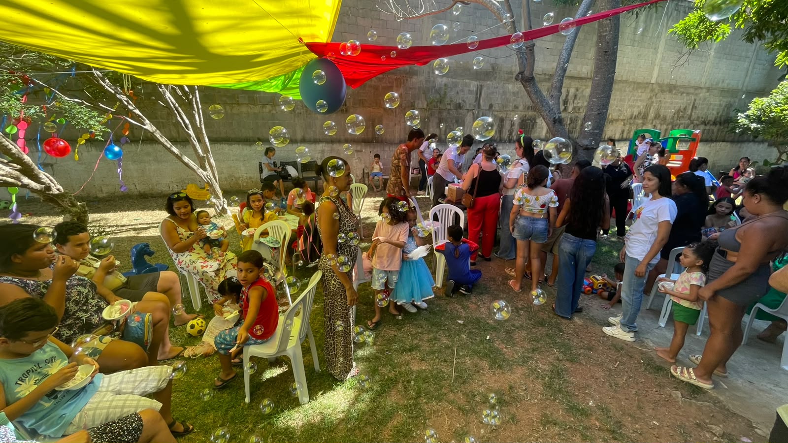 Imagem da notícia: Espaço Integrar celebra Dia das Crianças com brincadeiras, convivência e valorização da arte