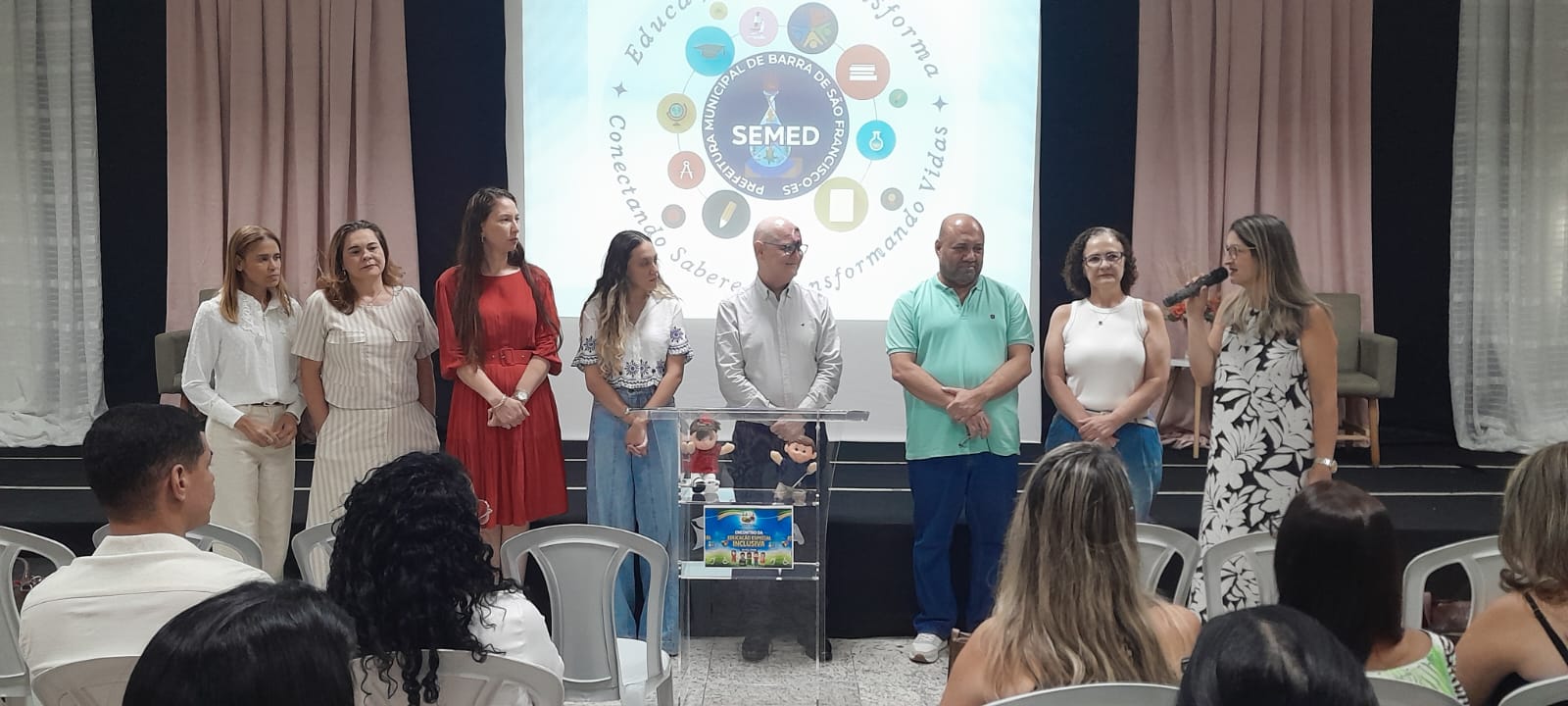 Imagem da notícia: Prefeitura promove formação sobre políticas de educação especial e inclusiva em Barra de São Francisco