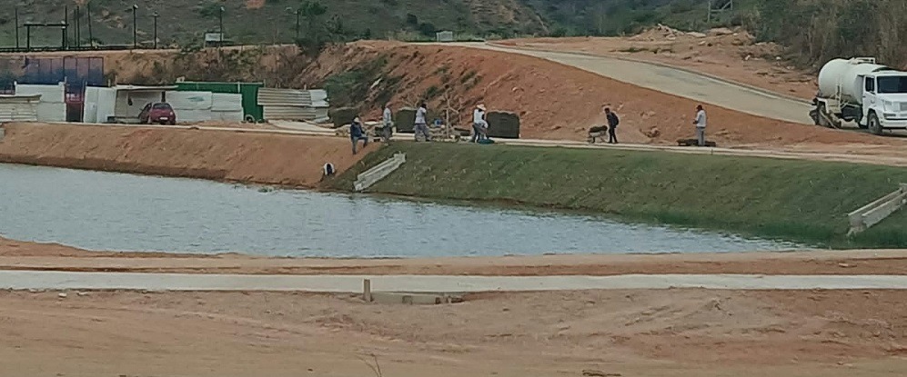 Imagem da notícia: Obras do Lago Jesus Cristo avançam com implantação de áreas verdes no bairro Vila Vicente