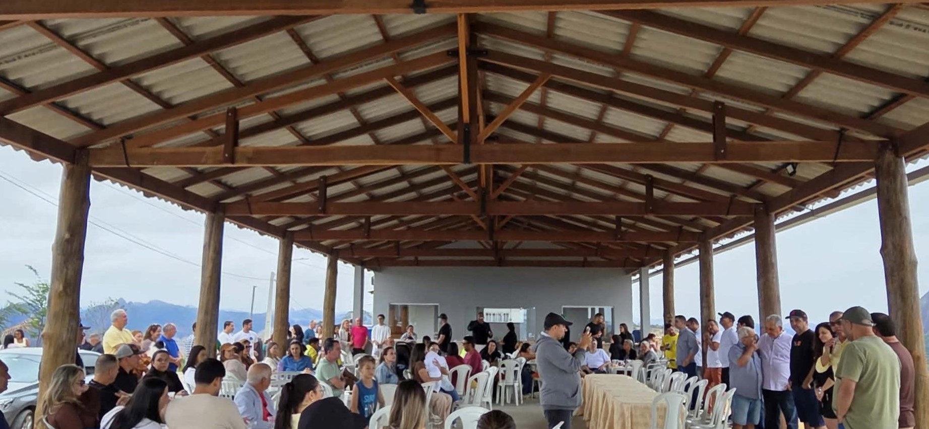 Imagem da notícia: Prefeitura inaugura novo ponto turístico na Torre de TV de Barra de São Francisco