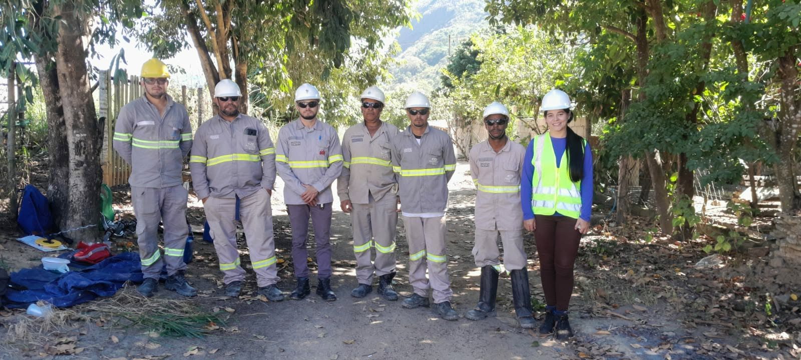 Imagem da notícia: Prefeitura inicia extensão de rede elétrica no Bairro Família Sigesmundo e leva mais qualidade de vida aos moradores de Monte Sinai