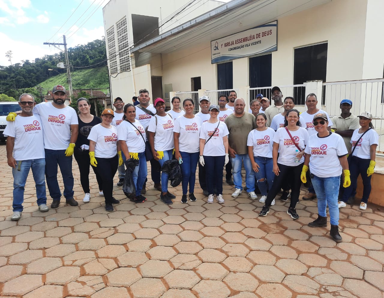 Imagem da notícia: Prefeitura realiza mutirão de combate à Dengue na Vila Vicente após aumento de casos no bairro