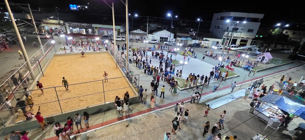Imagem da notícia: Praça de Paulista é revitalizada e entregue à comunidade com festa e grande participação popular