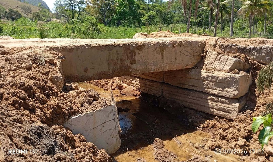 Imagem da notícia:  Nova ponte ecológica melhora acesso ao interior de Vila Paulista
