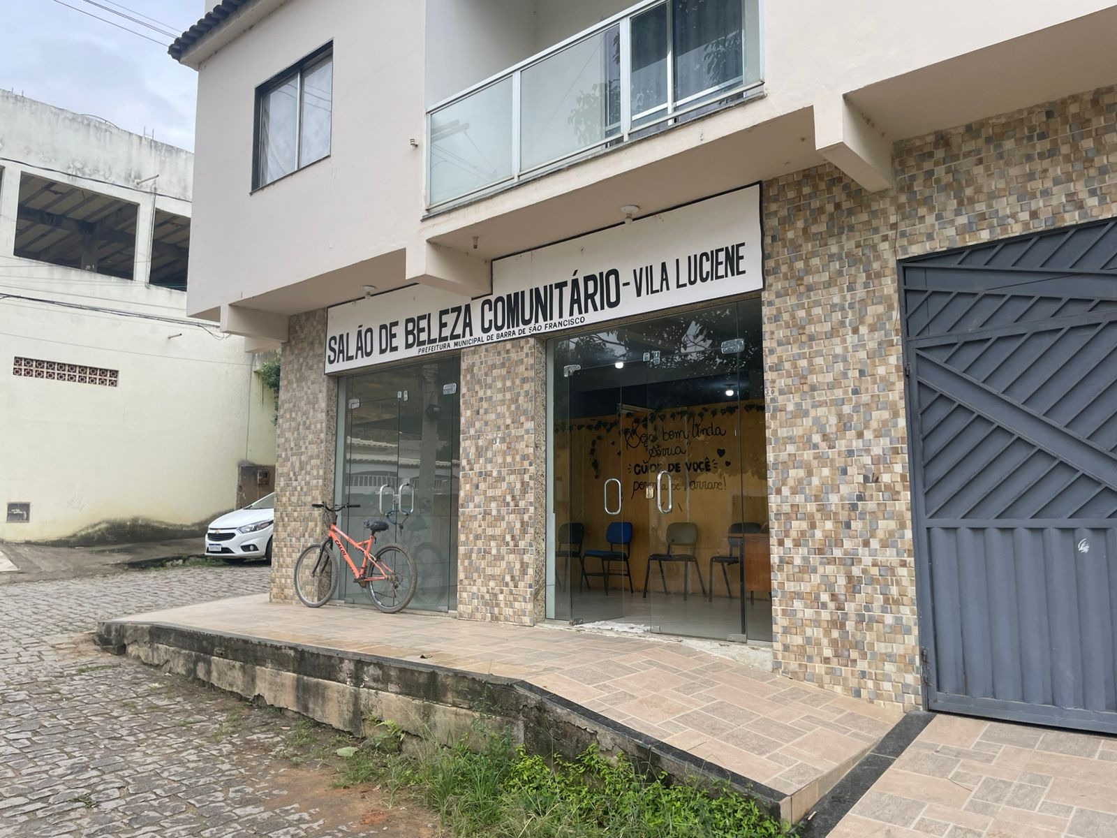 Imagem da notícia: Salão de Beleza Comunitário da Vila Luciene soma mais de 2.180 serviços realizados