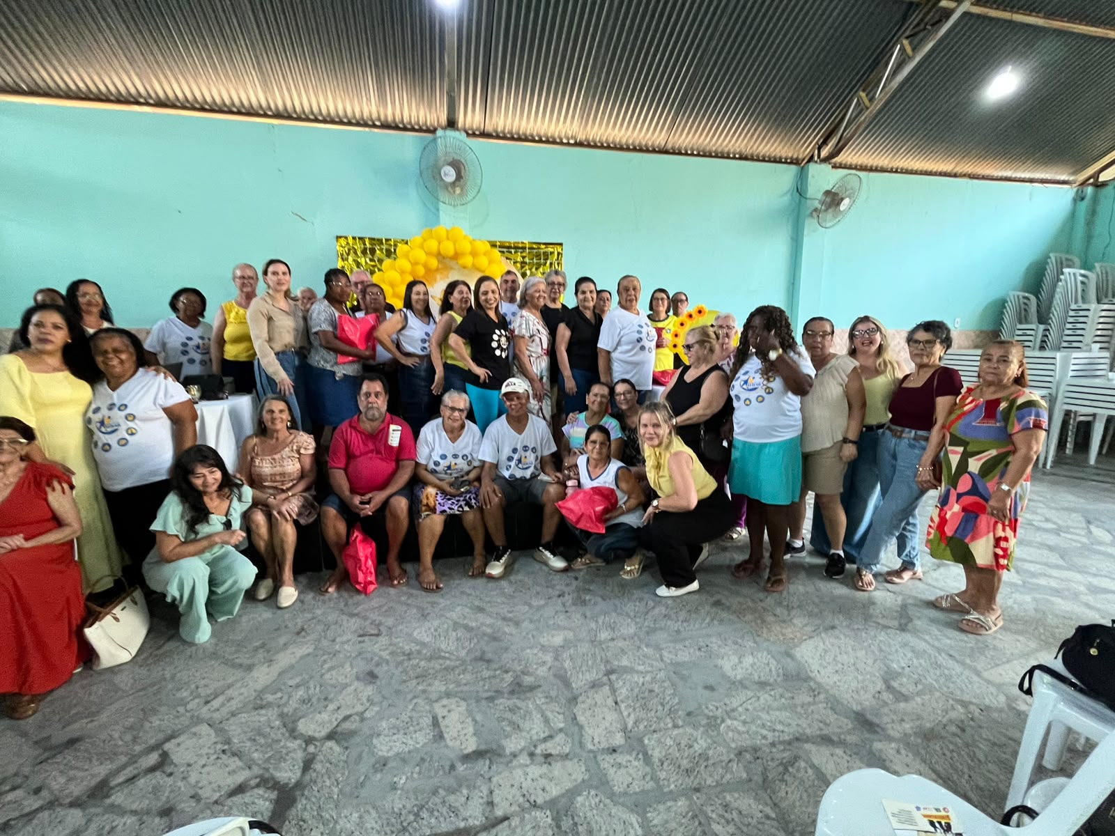 Imagem da notícia: Prefeitura promove roda de conversa sobre saúde mental e prevenção ao suicídio no Projeto Avivar