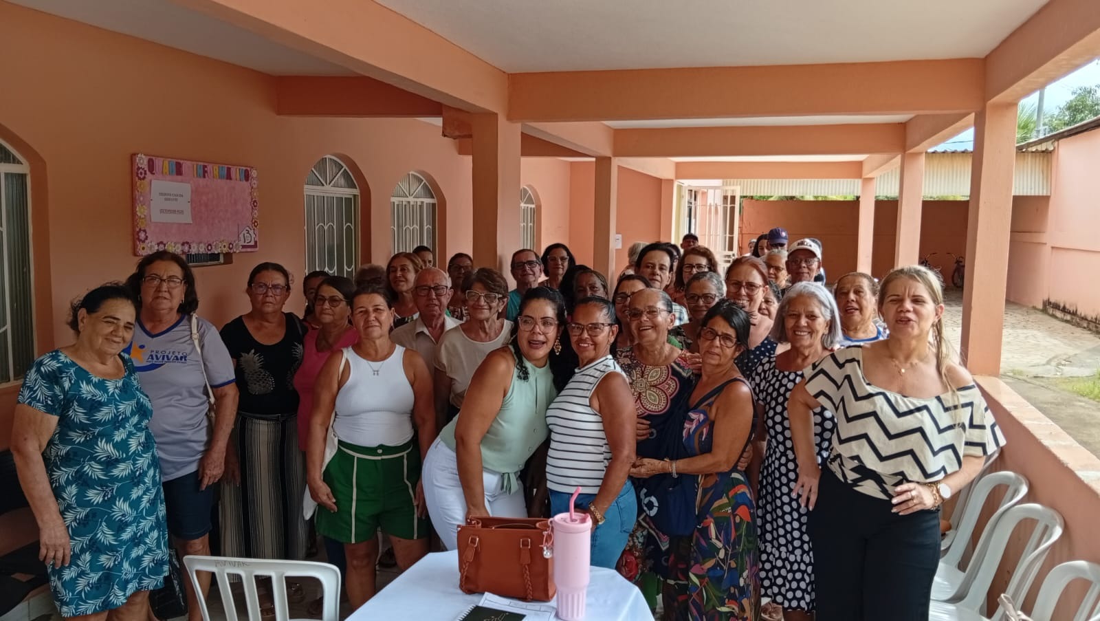 Imagem da notícia: Projeto Avivar registra 4.495 atendimentos em março e mantém ritmo de ações voltadas aos idosos em Barra de São Francisco